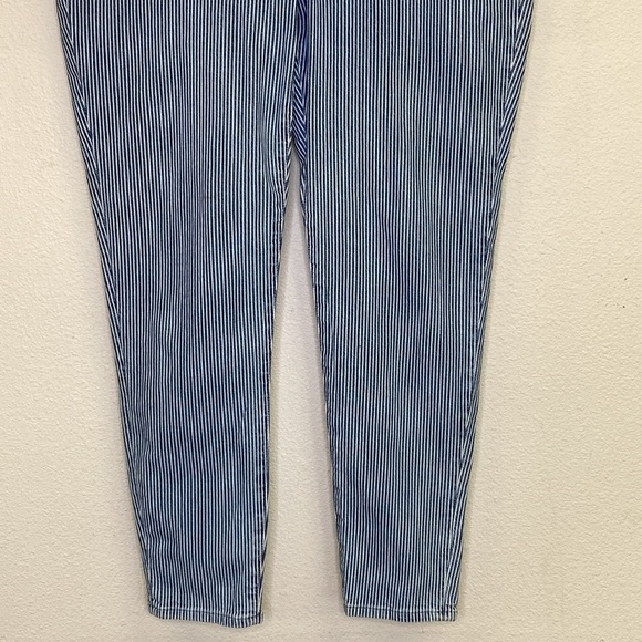 Madewell Blue and White Piper Stripe 9" Mid Rise Skinny Jeans NWT Size 31 - Picture 4 of 15